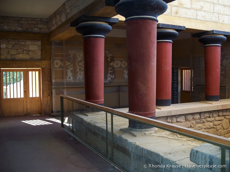 travelyesplease.com | Knossos Palace- Discovering Minoan Culture and Mythology
