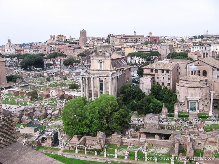 travelyesplease.com | The Roman Forum- History, Monuments and Tips for Visiting