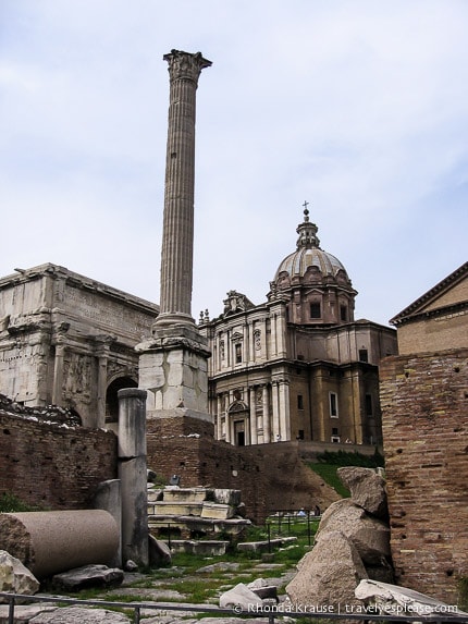 travelyesplease.com | The Roman Forum- History, Sights and Tips for Visiting