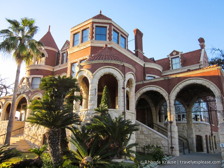 travelyesplease.com | Victorian Architecture and Unique Surprises in Galveston