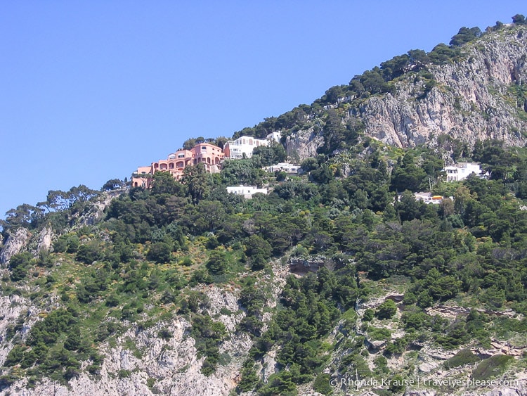 travelyesplease.com | Capri- Boat Tour and The Famous Blue Grotto