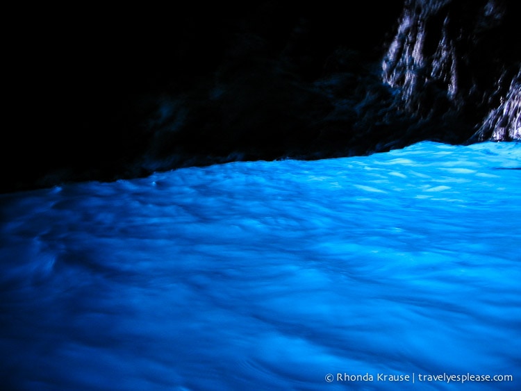 travelyesplease.com | Capri- Boat Tour and The Famous Blue Grotto