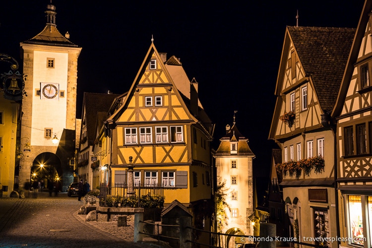 travelyesplease.com | Europe at Night: A Photo Series | Rothenburg ob der Tauber, Germany