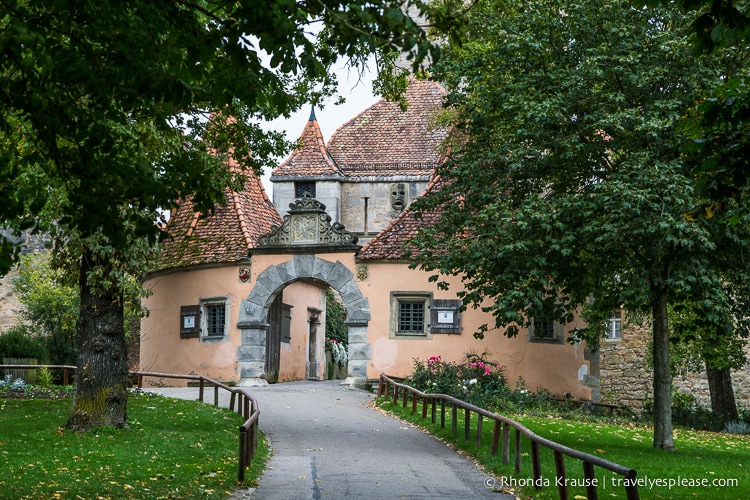 travelyesplease.com | Rothenburg, Germany- An Enchanting Medieval Town