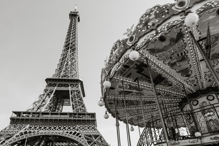 travelyesplease.com | Paris in Black and White- Photo Series| Carrousel de la Tour Eiffel