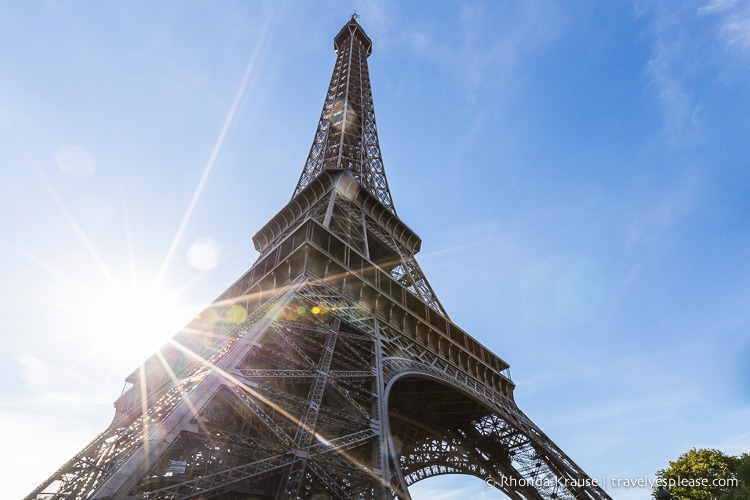 travelyesplease.com | Eiffel Tower- Facts, Figures, Photos and Tips for Visiting