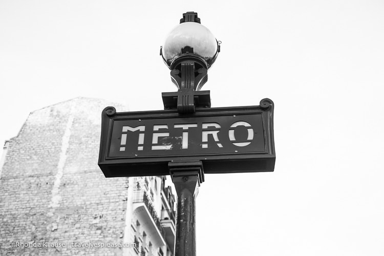travelyesplease.com | Paris in Black & White- Photo Series