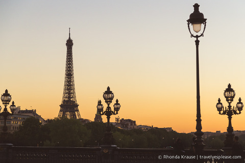 travelyesplease.com | Eiffel Tower- Facts, Figures, Photos and Tips for Visiting