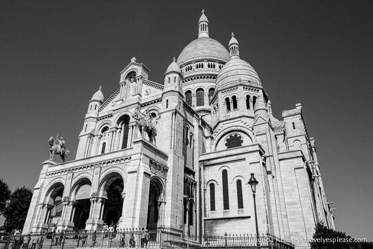 travelyesplease.com | Paris in Black & White- Photo Series | Sacre Coeur Basilica