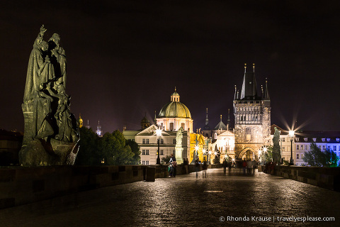 travelyesplease.com | Europe at Night: A Photo Series | Prague, Czech Republic