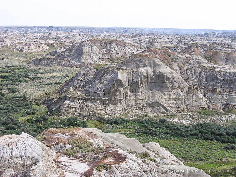 travelyesplease.com | Dinosaur Provincial Park, Alberta