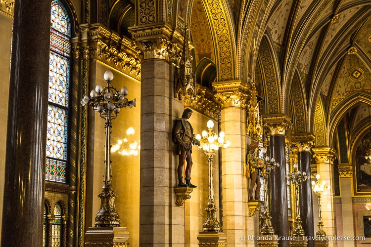 travelyesplease.com | The Hungarian Parliament Building, Budapest- Photos, Facts and Tips for Visiting