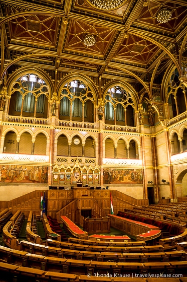 travelyesplease.com | The Hungarian Parliament Building, Budapest- Photos, Facts and Tips for Visiting