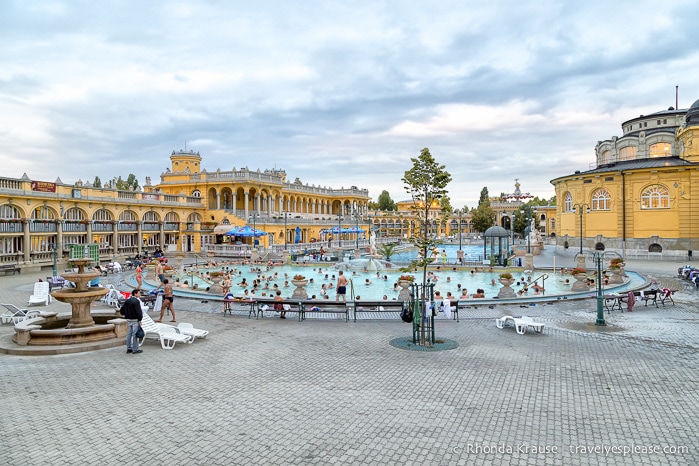 travelyesplease.com | Budapest Spas- Reviews and Tips for Visiting | Széchenyi Spa