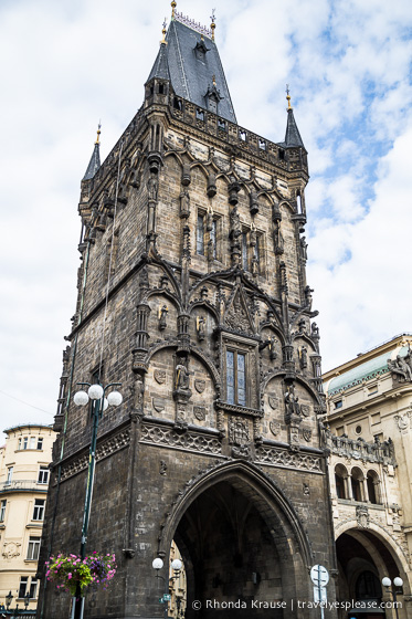 travelyesplease.com | A Walk Through Prague: Part One- Prague's Old Town