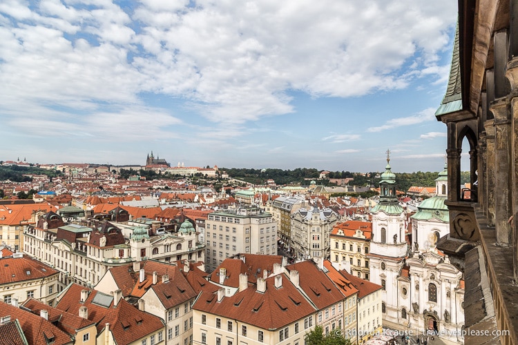 travelyesplease.com | A Walk Through Prague: Part One- Prague's Old Town