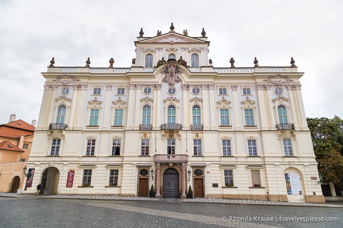 travelyesplease.com | A Walk Through Prague: Part Two- Prague's Lesser Town and Castle Quarter