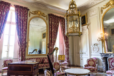 travelyesplease.com | Trianon Palaces at Versailles- Visiting the Grand and Petit Trianons