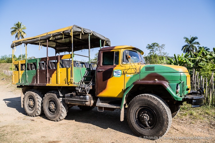 travelyesplease.com | Hiking Guanayara National Park, Cuba