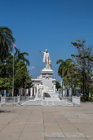 Statue of José Martí in Cienfuegos.