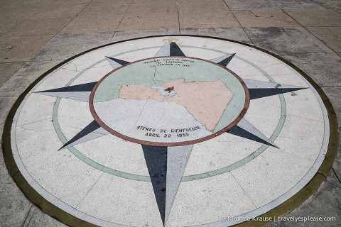 Compass rose in Parque Marti.