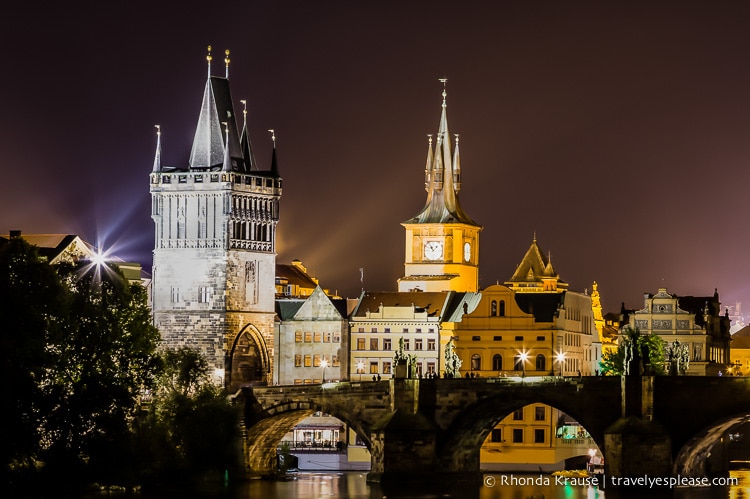 travelyesplease.com | Prague at Night- Photo Series