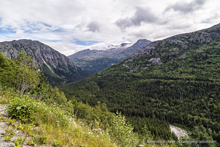 travelyesplease.com | Driving the Klondike Highway- Alaska to the Yukon