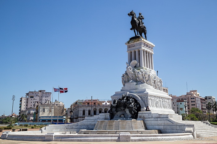 Monument to General Máximo Gómez.