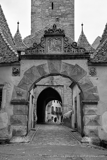 travelyesplease.com | Black and White Photos of Germany