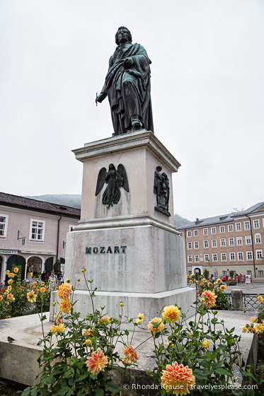 travelyesplease.com | Exploring Salzburg's Old Town