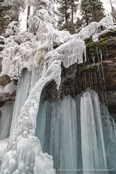 travelyesplease.com | The Maligne Canyon Ice Walk- Alberta’s Coolest Hike