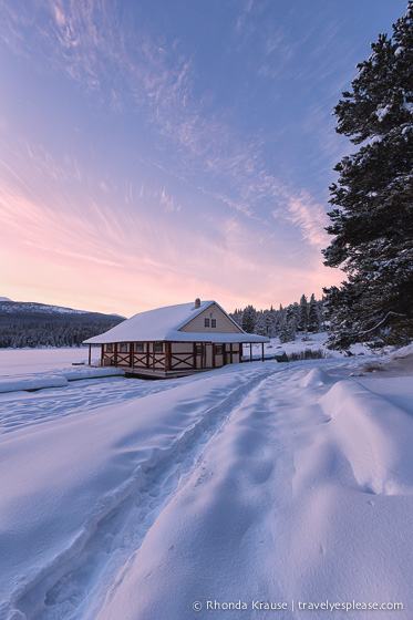 travelyesplease.com | Winter in Jasper- Photo Series