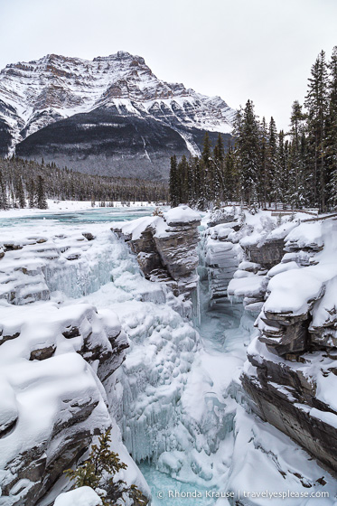 travelyesplease.com | Frosty Pictures of Jasper National Park in Winter 