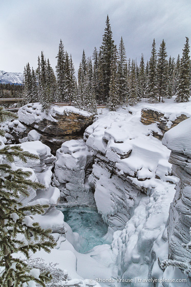 travelyesplease.com | Winter in Jasper- Photo Series