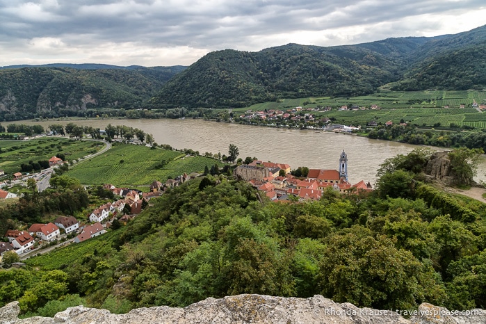 travelyesplease.com | Discovering the Beauty and Intrigue of Dürnstein