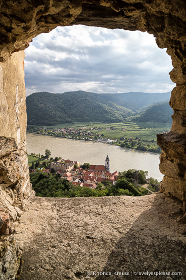 travelyesplease.com | Discovering the Beauty and Intrigue of Dürnstein