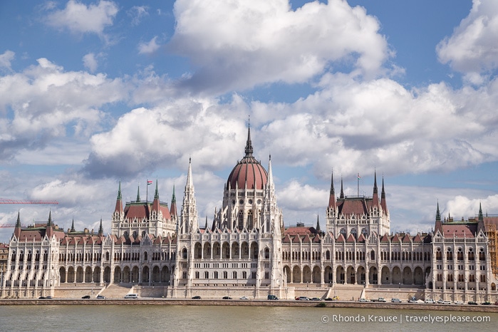 travelyesplease.com | Budapest Itinerary- How to Spend 3 Days in Budapest