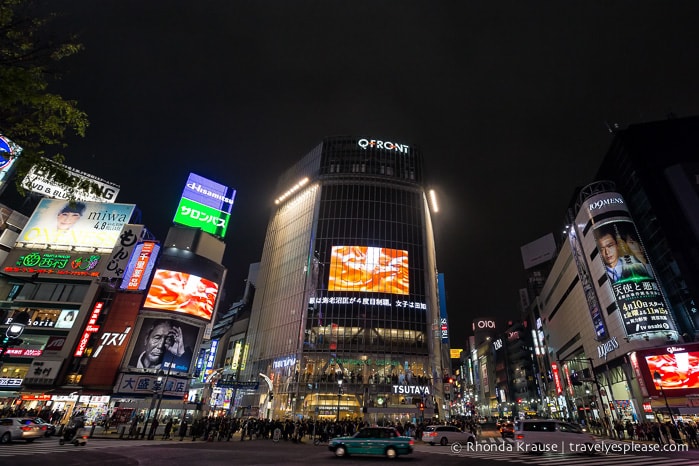 travelyesplease.com | Tokyo at Night- Photo Series