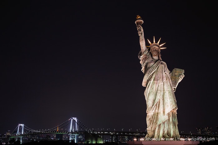 travelyesplease.com | Tokyo at Night- Photo Series