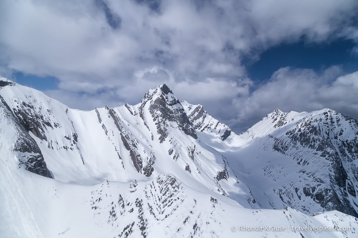 travelyesplease.com | Canmore Helicopter Tour- Sightseeing in Alberta's Rocky Mountains