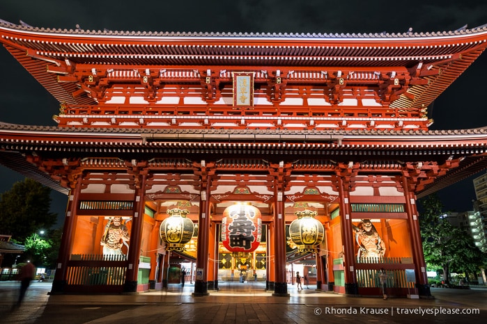 travelyesplease.com | Tokyo at Night- Photo Series