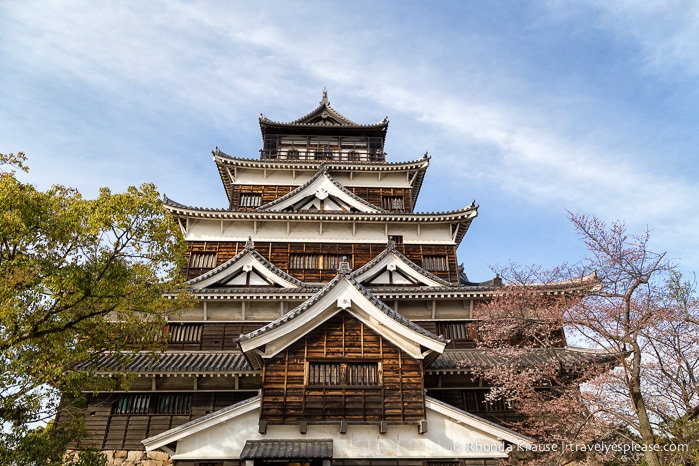 travelyesplease.com | Hiroshima Castle- History, Photos and Tips for Visiting