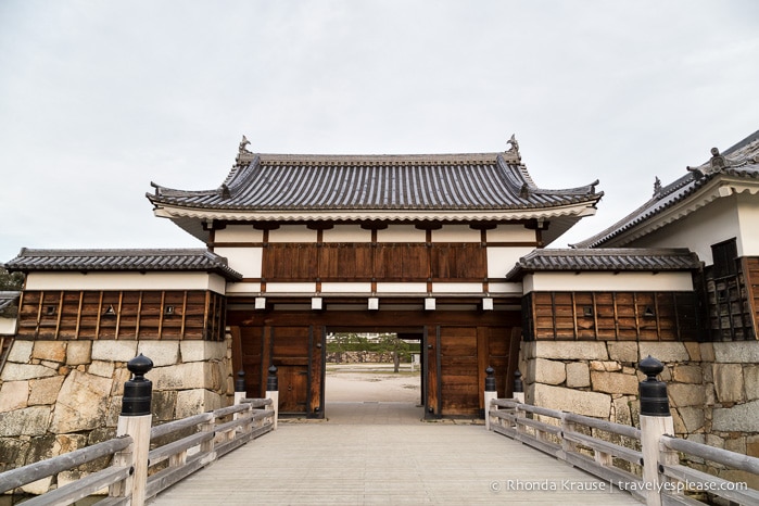 travelyesplease.com | Hiroshima Castle- History, Photos and Tips for Visiting