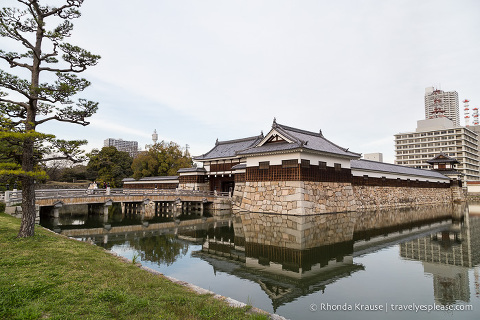 travelyesplease.com | Hiroshima Castle- History, Photos and Tips for Visiting