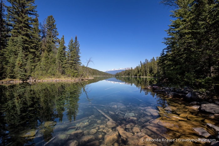 travelyesplease.com | Hiking Jasper's Valley of the Five Lakes