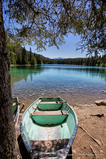 travelyesplease.com | Hiking Jasper's Valley of the Five Lakes