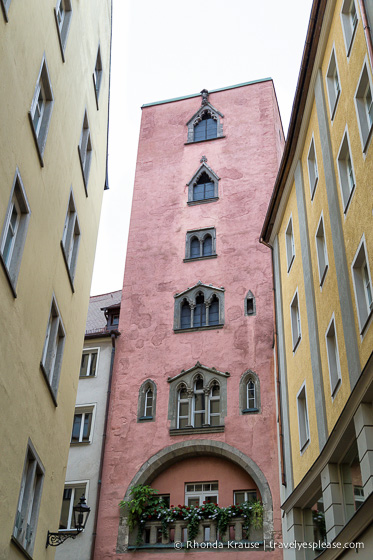 travelyesplease.com | Discovering Regensburg- A Walk Through the Old Town