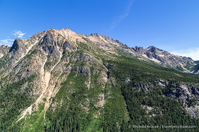 travelyesplease.com | A Scenic Drive on the North Cascades Highway