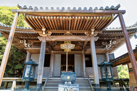 travelyesplease.com | Hiking Mount Misen- Miyajima, Japan