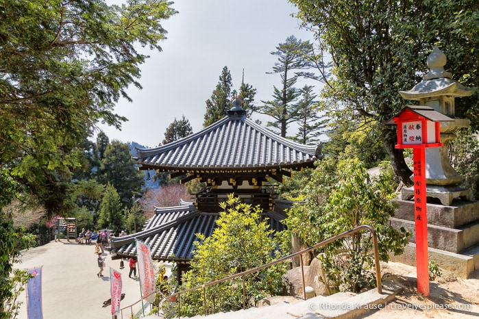 travelyesplease.com | Hiking Mount Misen- Miyajima, Japan